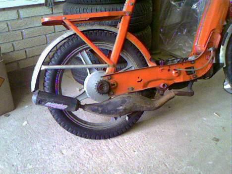 Vespa Ciao *Projekt* "SOLGT" - Fedt rør!! billede 1