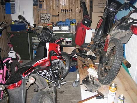 Gilera SMT Motard ( Solgt) - Mit lille værksted :-) billede 11