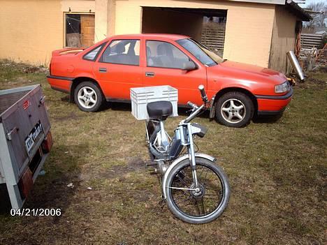 Puch maxi k ( solgt ) - min puch og min opel vectra i baggrunden billede 6