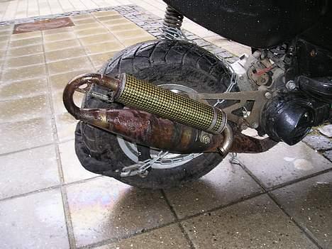 Aprilia rally solgt billede 3