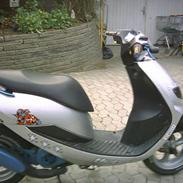 Suzuki Estilete