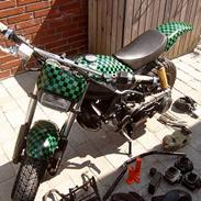 Suzuki street magic(solgt 8000)