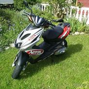 Yamaha aerox gp1 replica