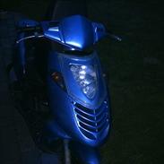 Aprilia sonic ( mEtALlIC BlÅ )