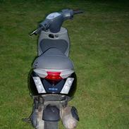 Piaggio Zip 