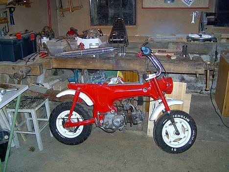 Honda Dax - Honda Dax (da den lige var købt :S) billede 2