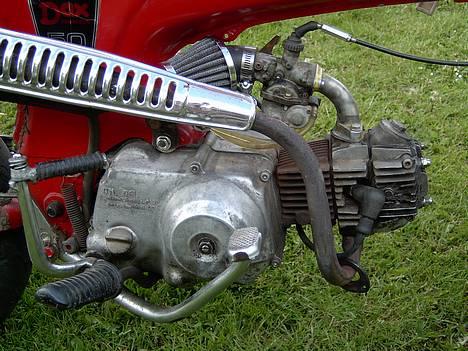 Honda Dax - ja så lige en motor igen hehe ;) billede 6