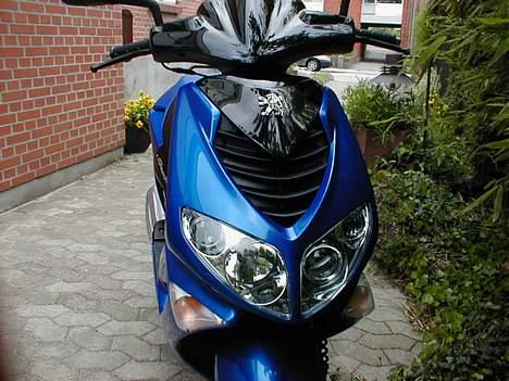 Peugeot SpeedFight 2  - Set forfra ;) billede 2