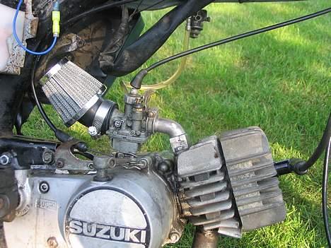 Suzuki DM 50 samurai  - se her bar jeg fået et powerluftfilter der lig r lidt støre end den "gamle" billede 6