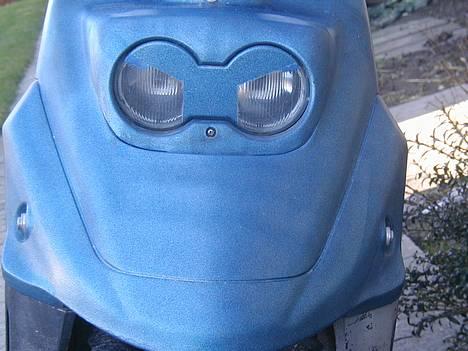 PGO hot 50 byttet..  - så er der sq nye pics.... hehe er den ikk dejlig... billede 1