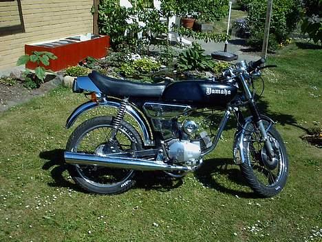Yamaha 4 gear DX *SOLGT* billede 1