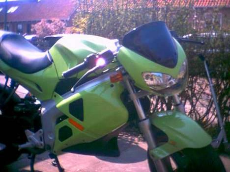 Gilera DNA (SOLGT) - set forfra billede 1