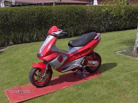 Gilera Runner SP - efter den blev malet  billede 1