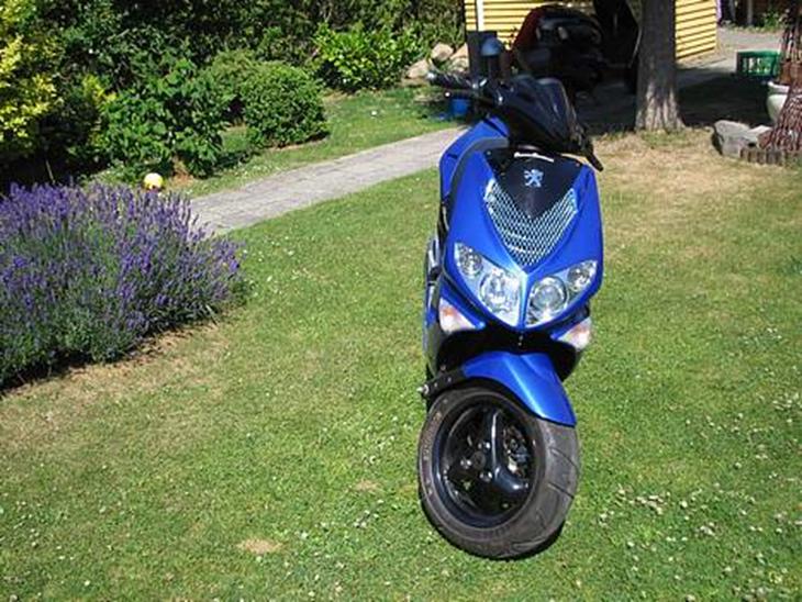 {{currentPhoto.altText}} billede {{currentPhoto.number}}