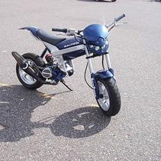 Suzuki Street Magic Solgt