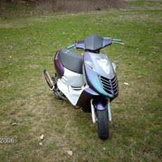 Aprilia Sonic LC