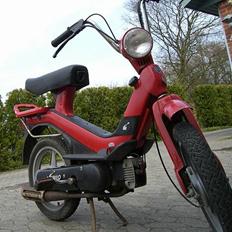 Piaggio Grillo aka. rød Ferrari