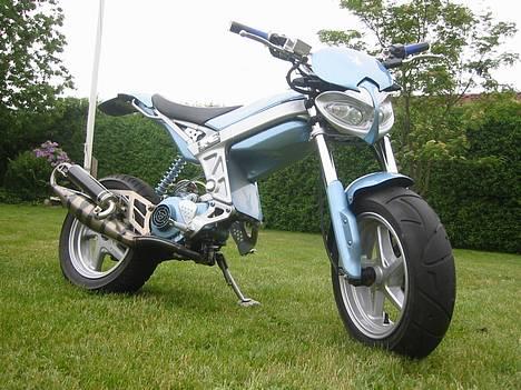 Suzuki Street magic ( SOLGT ) billede 11