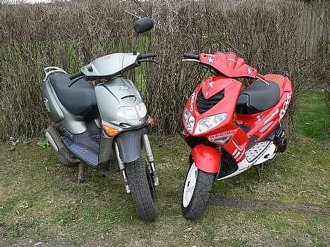 Aprilia rally evo solgt - mig og min ven  billede 12