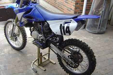 Yamaha yz 85 ccm SOLGT :'( - Ny kæde kit . og nye sideskjolde med nummer :D billede 10