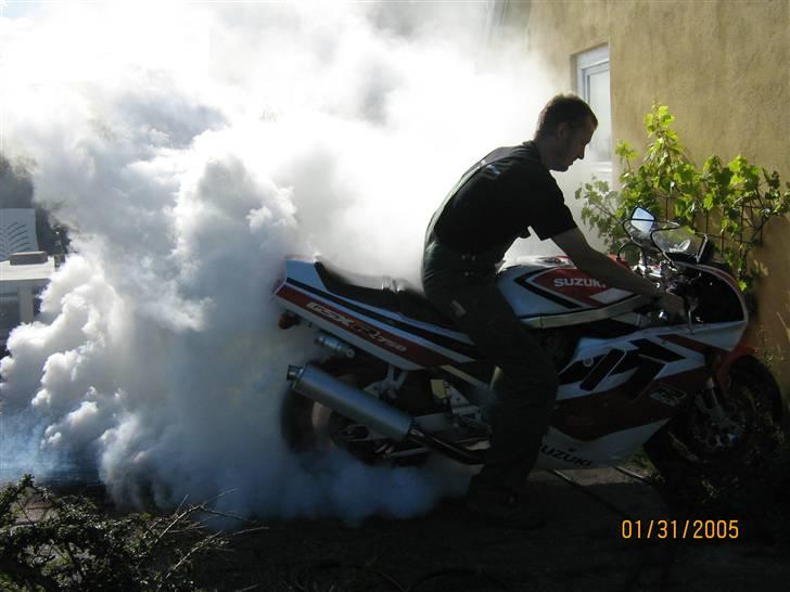 Aprilia Sonic LC - brander på gsx er... billede 17