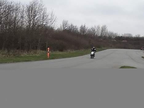 Aprilia Sonic LC (TS) / SOLGT - mig der kommer med fuld fart ned af langsiden til kolding :) billede 8