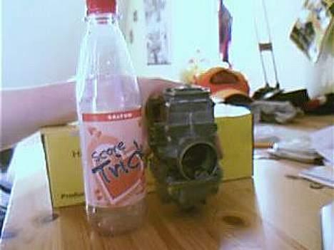 Suzuki Smx projekt FØR. - min mikuni tm 26 rimelig stor hehe. billede 12