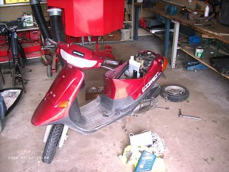 Adly abc comet <SOLGT> - under  (ny) renovering :) billeder  fra 18.4.2006 og dem efter billede 9