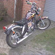 Honda chopper solgt