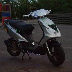 Piaggio Mine scooter gennem tiden