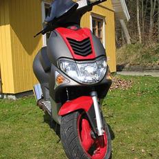 Kymco super 9