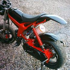 Suzuki street magic LC