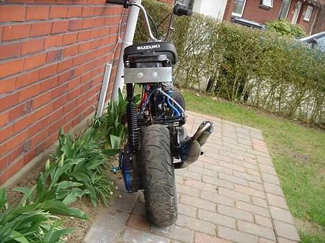 Suzuki fz/neos billede 5