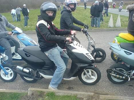 Aprilia Sonic LC (TS) / SOLGT - i køen til koldingtræf :) billede 11