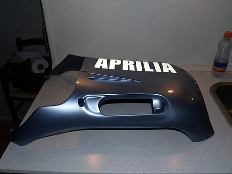 Aprilia Sonic Miss You :'( - Lige en billede af bundskjoldet , lækker lækker farve .. (: billede 6