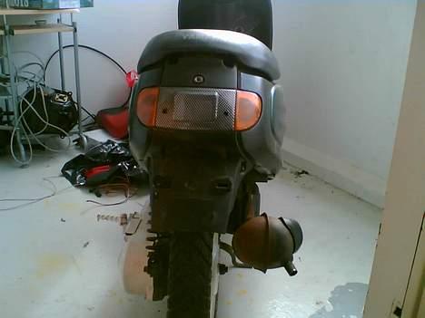 Yamaha jog space SOLGT billede 5