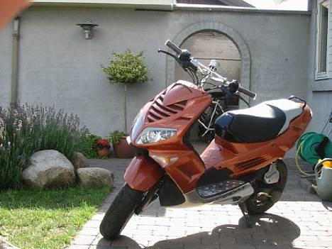 Peugeot speedfight 2 totalskadet! billede 5