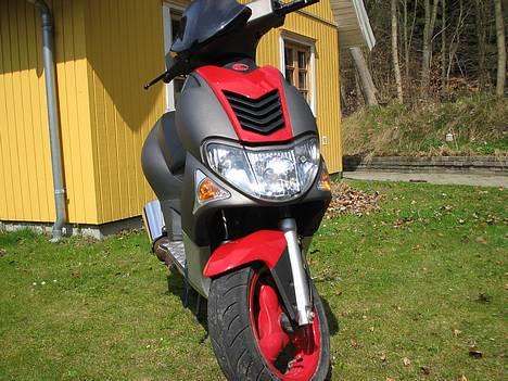 Kymco super 9 billede 2