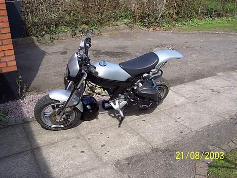Suzuki street magic( SOLGT ) billede 2