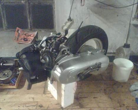 Yamaha Jog AS - Motoren klar til Montering. billede 4
