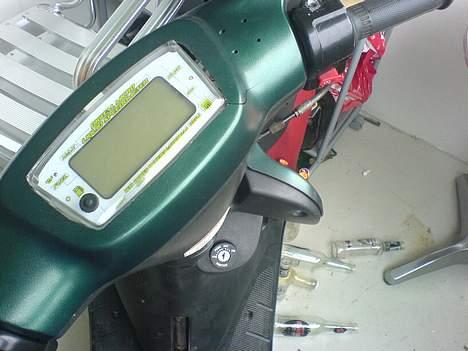 Yamaha jog space SOLGT billede 8