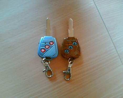 Kymco Super 9 - Solgt - Nøgler/fjernbetjeninger til alarm billede 8