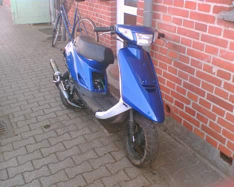 Yamaha jog as (Byttet) - fin er den der billede 1
