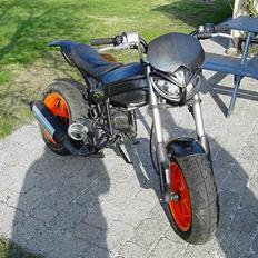 Suzuki Street Magic - Solgt