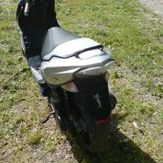 Peugeot speedfight 2 
