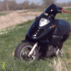 Aprilia Sonic LC solget