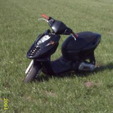 Aprilia Sonic LC solget