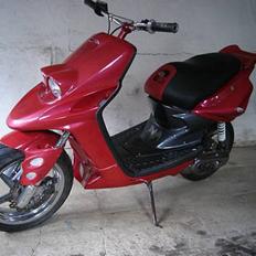 Yamaha Spy Perlemor byttet væk