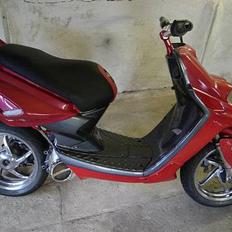 Yamaha Spy Perlemor byttet væk