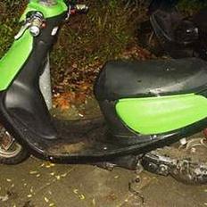 Yamaha jog space (solgt) 6500 kr